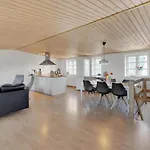 2 Bedroom Lovely In Διαμέρισμα Gorlev