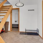 2 Bedroom Lovely In *