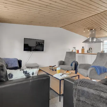 Appartement 2 Bedroom Lovely In *