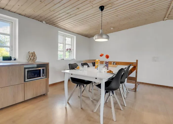 Apartamento 2 Bedroom Lovely In *