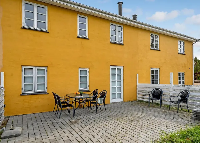 2 Bedroom Lovely In * Gørlev